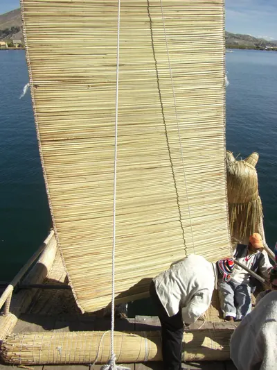 Reed boat3 — Puno and Lake Titicaca — 5 June 2007