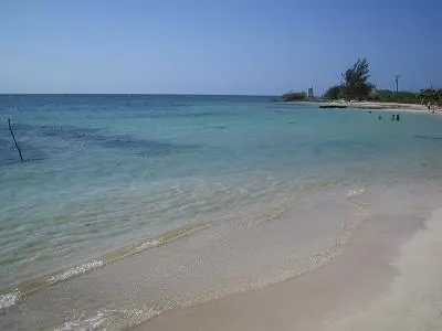 Beach1 — Utila — 2 January 2007