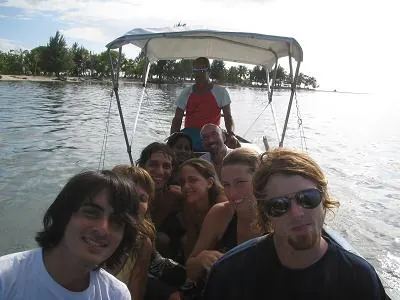 Boat back — Utila — 9 January 2007