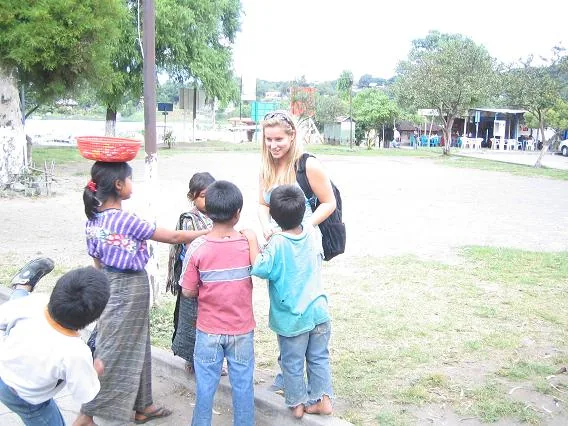 Hardsell — Lake Atitlán — 4 December 2006
