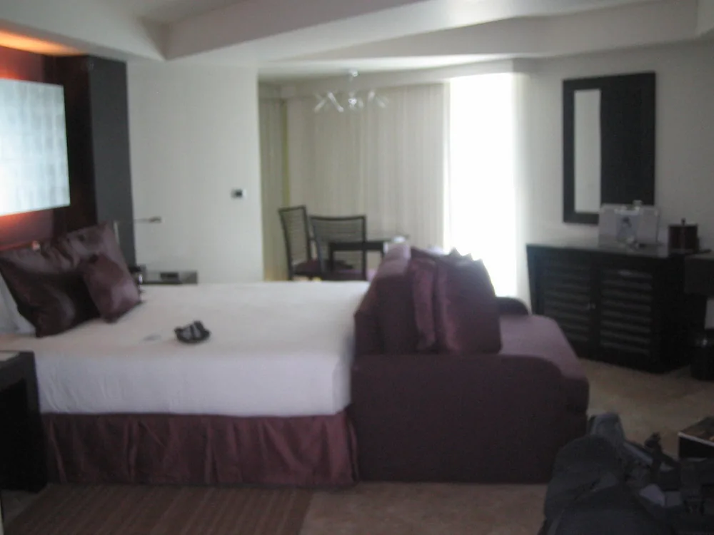 Luxury — Cancún — 30 March 2007