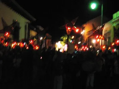 Procession2 — Guatemala City — 17 December 2006