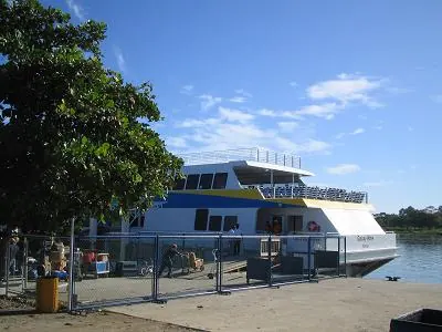 Roatan ferry — Utila — 29 December 2006