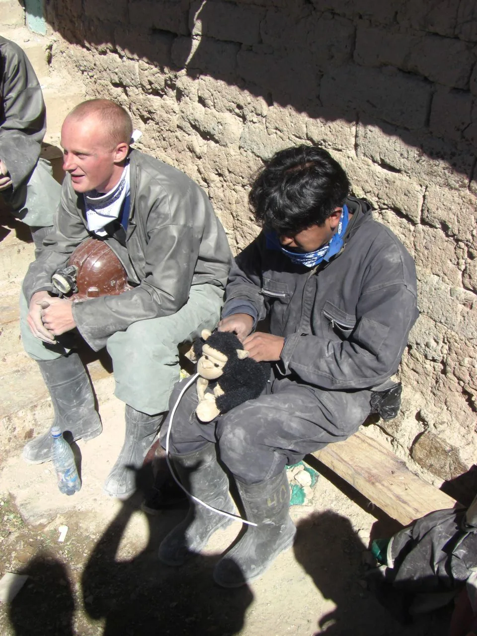 Stuffing the monkey — Potosí — 28 June 2007